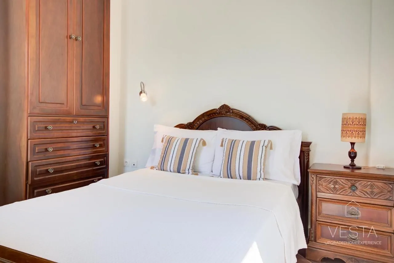 Apartment Vintage Maisonette With 3-Bdrms, Akti Elias Halkidiki Kalogria