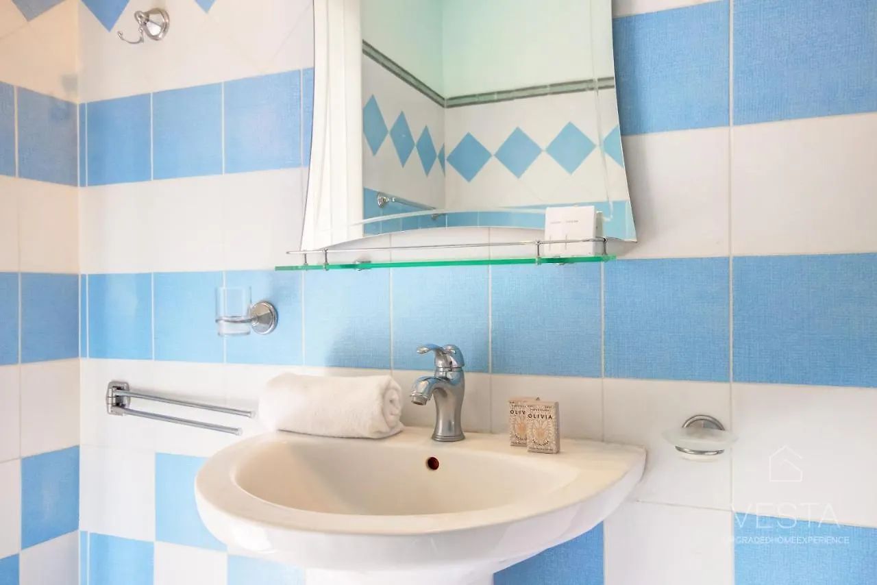 Apartment Vintage Maisonette With 3-Bdrms, Akti Elias Halkidiki Kalogria