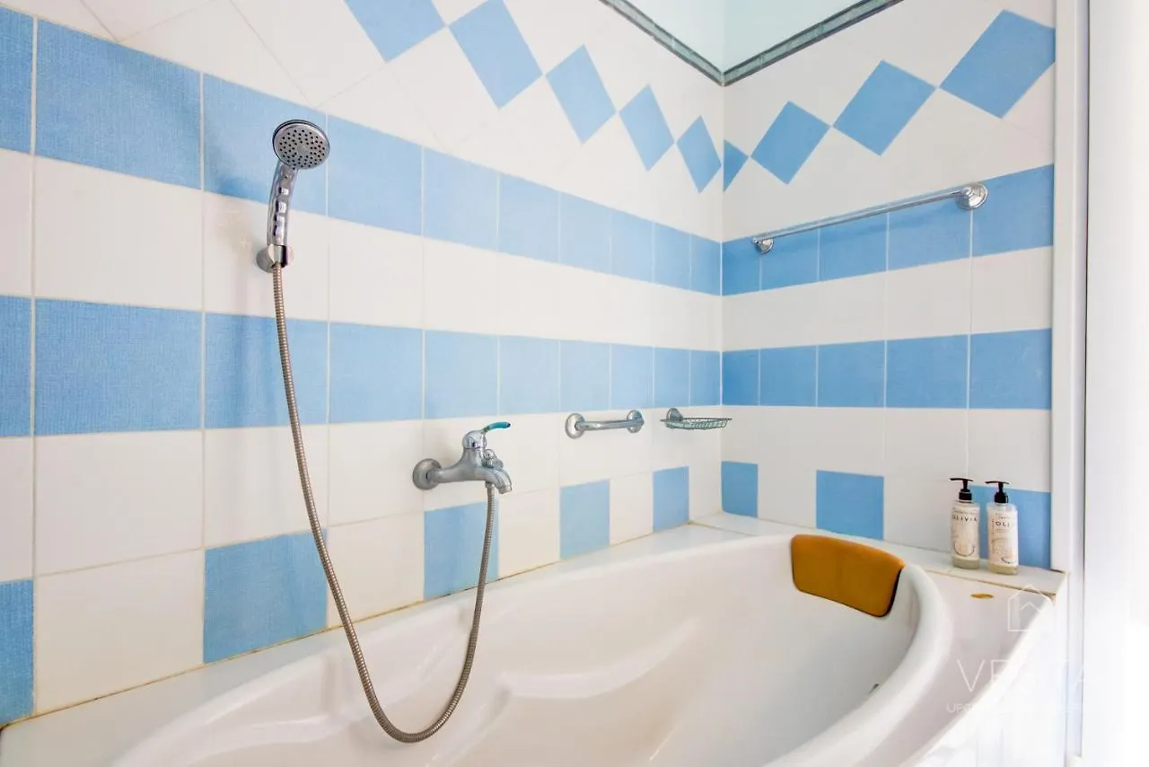 Apartment Vintage Maisonette With 3-Bdrms, Akti Elias Halkidiki Kalogria  Greece